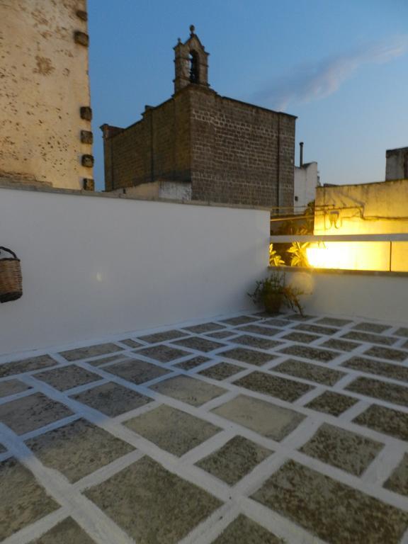 Casa Corte Con Terrazza 塔维亚诺 客房 照片