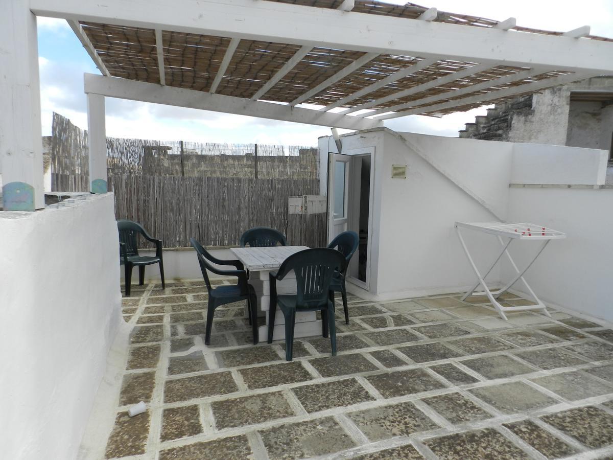 Casa Corte Con Terrazza 塔维亚诺 外观 照片